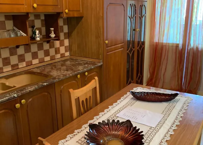 Konukevi Katerina 3*