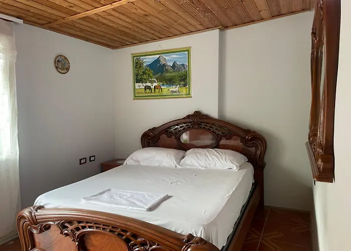 Katerina 3* Berat