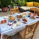Katerina 3* Berat