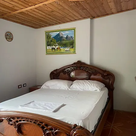 Katerina 3* Berat